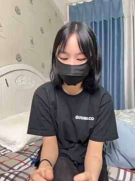 YouYou-999 online show from April 13, 2026, 12:54 pm