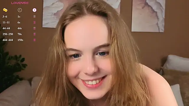 Snapshot of LeiaMurph chatting on July 28, 2026, 7:39 pm LeiaMurph online show from July 28, 2026, 7:39 pm