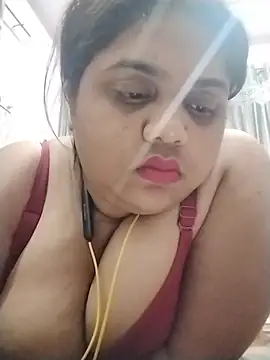 hotsilk21 online show from June 19, 2026, 8:34 pm