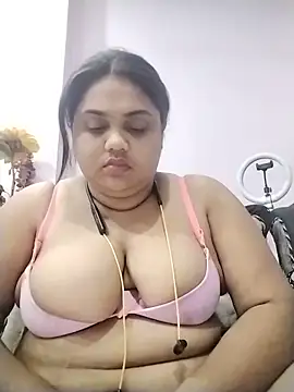 hotsilk21 online show from June 20, 2026, 9:39 pm