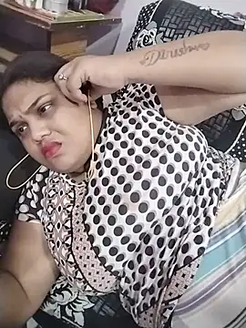 hotsilk21 online show from June 25, 2026, 7:24 am