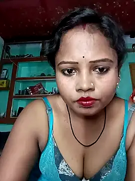 Sexy Stranger  online show from April 19, 2026, 11:20 am