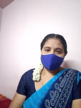 Snapshot of Tamilaunty35 chatting on June 6, 2026, 4:12 pm Tamilaunty35 online show from June 6, 2026, 4:12 pm