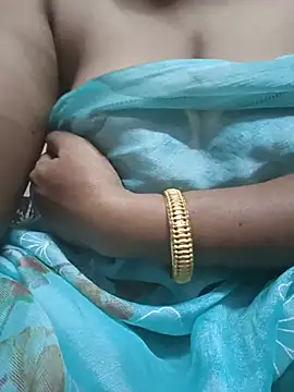 Snapshot of Tamilaunty35 chatting on June 20, 2026, 7:27 pm Tamilaunty35 online show from June 20, 2026, 7:27 pm