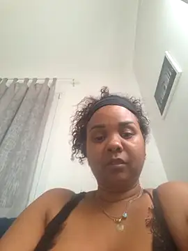 Roxan26 online show from April 11, 2026, 2:10 pm