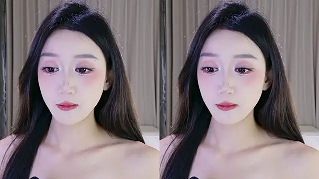 Dancing-CoCo-Pro online show from April 22, 2026, 11:01 am