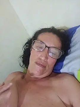 DulceM0609 online show from June 5, 2026, 4:41 am