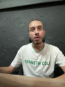 Snapshot of cristianstone2 chatting on May 9, 2026, 8:03 pm cristianstone2 online show from May 9, 2026, 8:03 pm