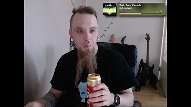 Snapshot of THatRandomMetalHead chatting on June 19, 2026, 4:22 pm THatRandomMetalHead online show from June 19, 2026, 4:22 pm