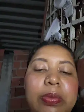 Snapshot of Ninibella chatting on April 28, 2026, 2:27 am Ninibella online show from April 28, 2026, 2:27 am