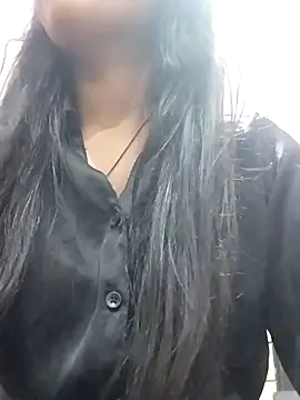 Liviya  225   online show from April 16, 2026, 8:37 am