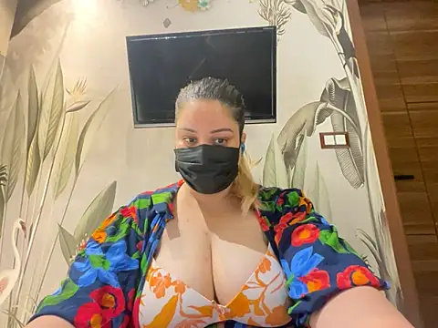 kavyasingh36 online show from June 2, 2026, 10:50 am