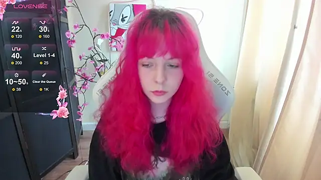 InfernoKitten online show from April 16, 2026, 1:06 am