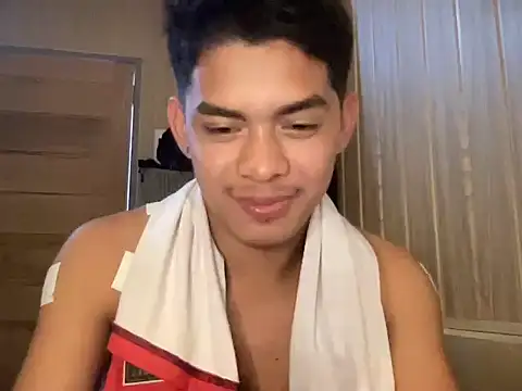 Snapshot of yourhotasian_jhonpol16 chatting on July 7, 2026, 10:47 pm yourhotasian jhonpol16 online show from July 7, 2026, 10:47 pm