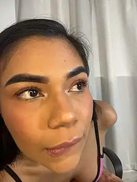 MauraGrayy online show from June 15, 2026, 10:12 pm