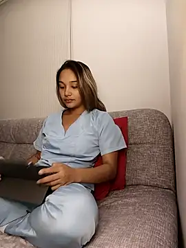 Miss Taniac online show from April 23, 2026, 5:52 am