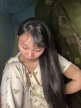 Kim Kelly online show from April 21, 2026, 4:23 pm