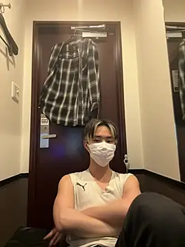 tokage00727 online show from May 2, 2026, 11:48 am