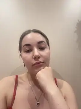 Doris2222 online show from April 15, 2026, 6:15 pm