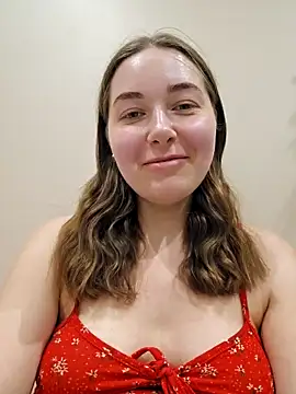 Doris2222 online show from April 18, 2026, 7:18 pm