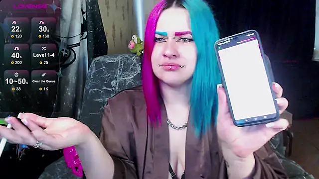 Neon Baddie online show from April 15, 2026, 3:41 pm