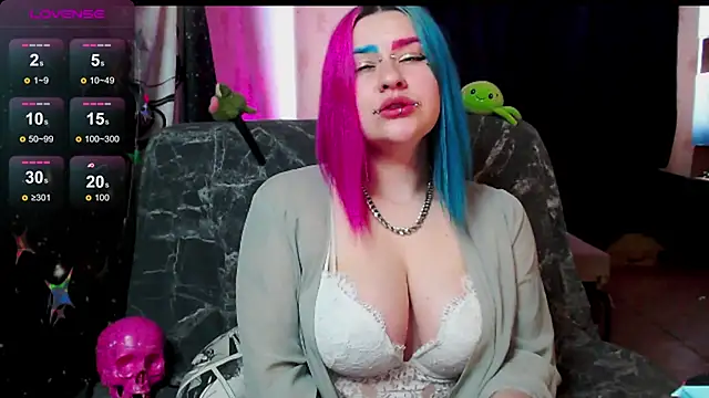 Neon Baddie online show from April 22, 2026, 3:02 pm