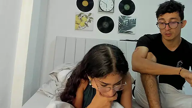 Snapshot of alanandtifany chatting on July 5, 2026, 11:12 pm alanandtifany online show from July 5, 2026, 11:12 pm