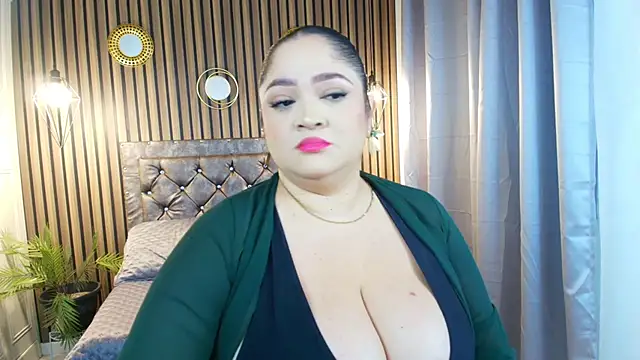 Lulu Deniz online show from April 25, 2026, 2:36 pm