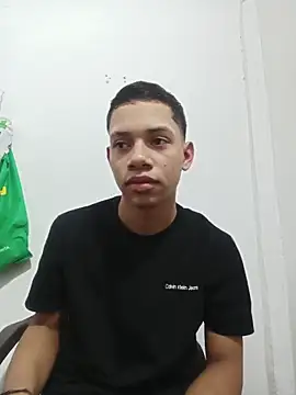 curious straight guy online show from April 14, 2026, 3:12 am