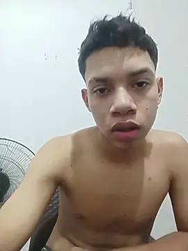 Snapshot of curious_straight_guy chatting on July 23, 2026, 2:42 am curious straight guy online show from July 23, 2026, 2:42 am