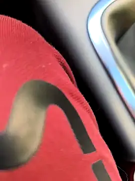 xaviier7777 online show from April 15, 2026, 5:58 am