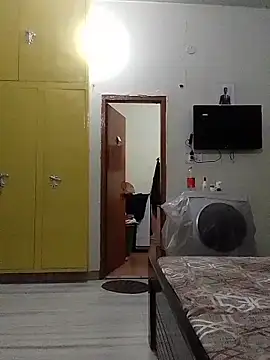 vroomritznappwowow online show from April 26, 2026, 8:39 pm