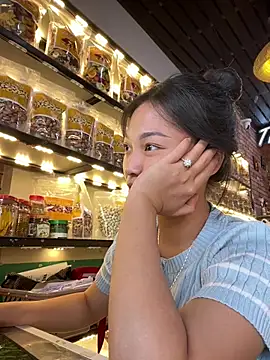 Cherry 029 online show from April 13, 2026, 10:21 am