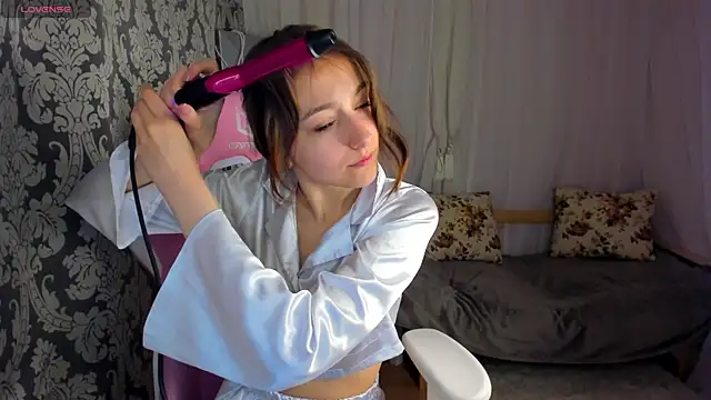 Snapshot of alis_tauber chatting on May 5, 2026, 1:57 am alis tauber online show from May 5, 2026, 1:57 am