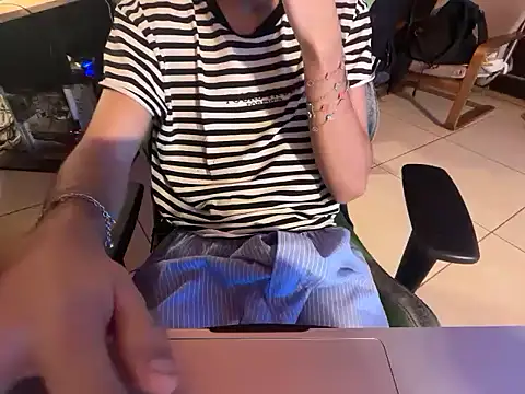 franchu19cm online show from April 16, 2026, 7:53 am