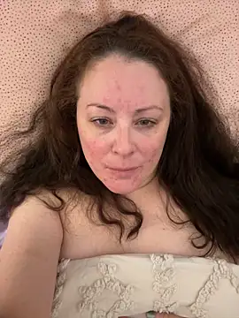 Snapshot of NeedyKitty47 chatting on May 26, 2026, 11:06 am NeedyKitty47 online show from May 26, 2026, 11:06 am