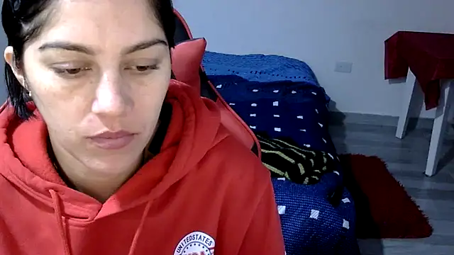 Snapshot of Bandida553 chatting on July 2, 2026, 11:22 pm Bandida553 online show from July 2, 2026, 11:22 pm