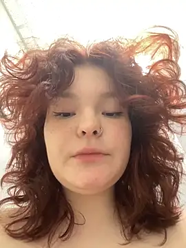 kinky  fox online show from April 19, 2026, 6:10 pm