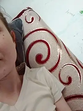 KatsuniSolis online show from April 18, 2026, 6:50 am