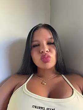 Snapshot of Elara_Luxe chatting on July 14, 2026, 9:20 pm Elara Luxe online show from July 14, 2026, 9:20 pm
