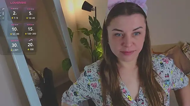 Jane Fisher  online show from May 1, 2026, 9:52 pm