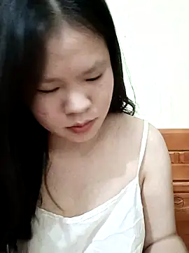 Seraphinahh online show from June 21, 2026, 2:19 pm