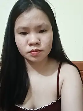 Seraphinahh online show from June 24, 2026, 12:59 pm
