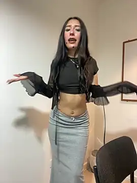 NickieCute- online show from May 22, 2026, 8:25 pm