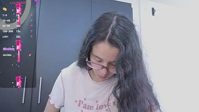 Snapshot of Samantha_bloww1 chatting on June 20, 2026, 2:58 am Samantha bloww1 online show from June 20, 2026, 2:58 am
