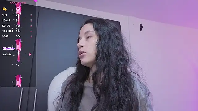 Snapshot of Samantha_bloww1 chatting on June 21, 2026, 2:47 am Samantha bloww1 online show from June 21, 2026, 2:47 am