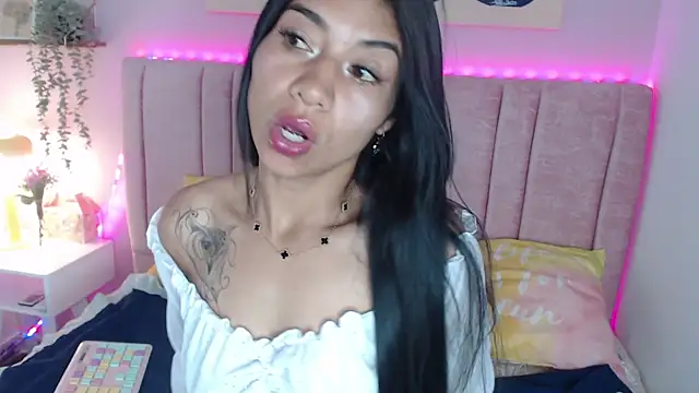 Snapshot of Shamel_Brm chatting on June 1, 2026, 12:18 pm Shamel Brm online show from June 1, 2026, 12:18 pm