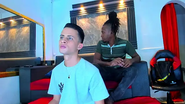 Axxel 26 online show from April 22, 2026, 7:37 pm