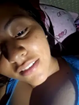 Snapshot of AishaYeleth chatting on May 11, 2026, 4:51 am AishaYeleth online show from May 11, 2026, 4:51 am
