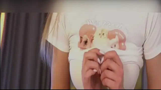 Luxya69 online show from April 22, 2026, 10:17 am